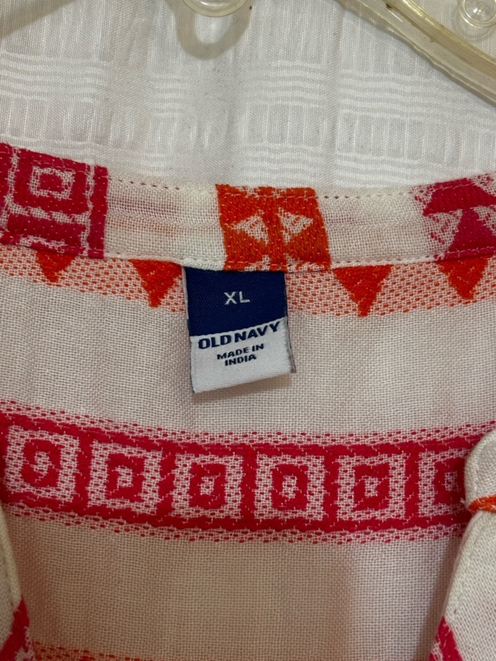 Old Navy Aztec Geometric Embroidered Top Flared Sleeves Sz XL - Picture 2 of 8